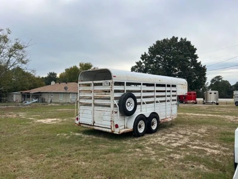 used Horse Trailers W-W Trailer  for sale, in Willspoint, TX Thumbnail 4
