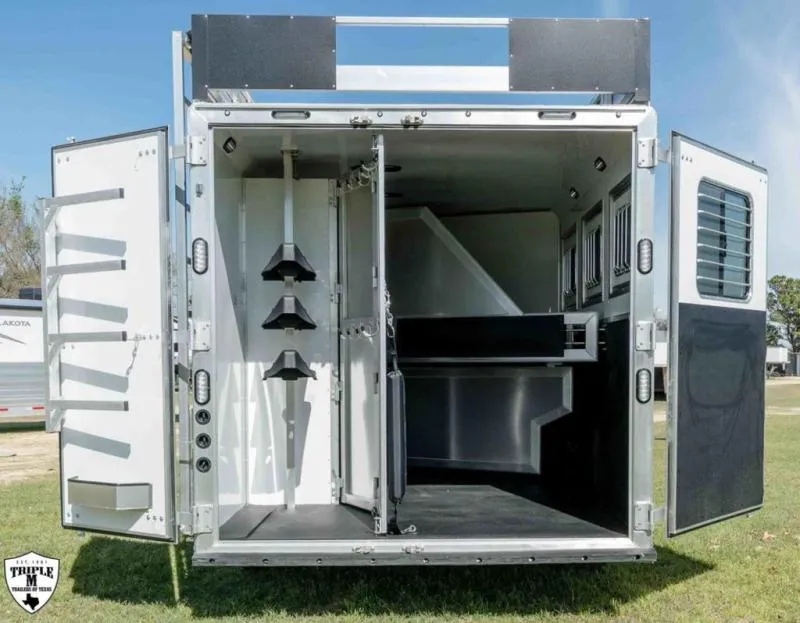 new Horse Trailers Lakota  for sale, in Willspoint, TX Thumbnail 8