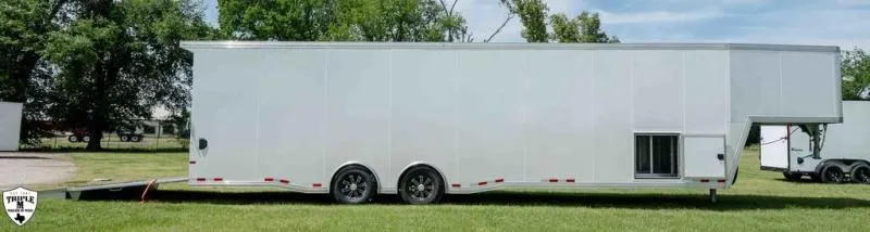 used Horse Trailers Sundowner Trailers  for sale, in Willspoint, TX Thumbnail 16