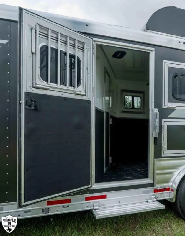 new Horse Trailers Lakota  for sale, in Willspoint, TX Thumbnail 4
