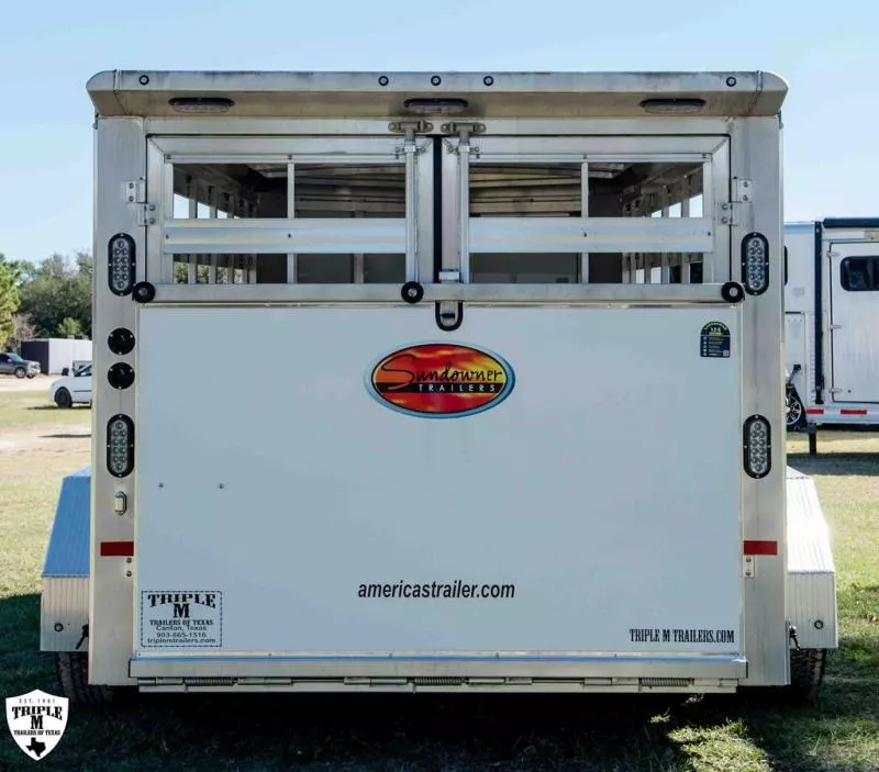 used Horse Trailers Sundowner Trailers  for sale, in Willspoint, TX Thumbnail 11
