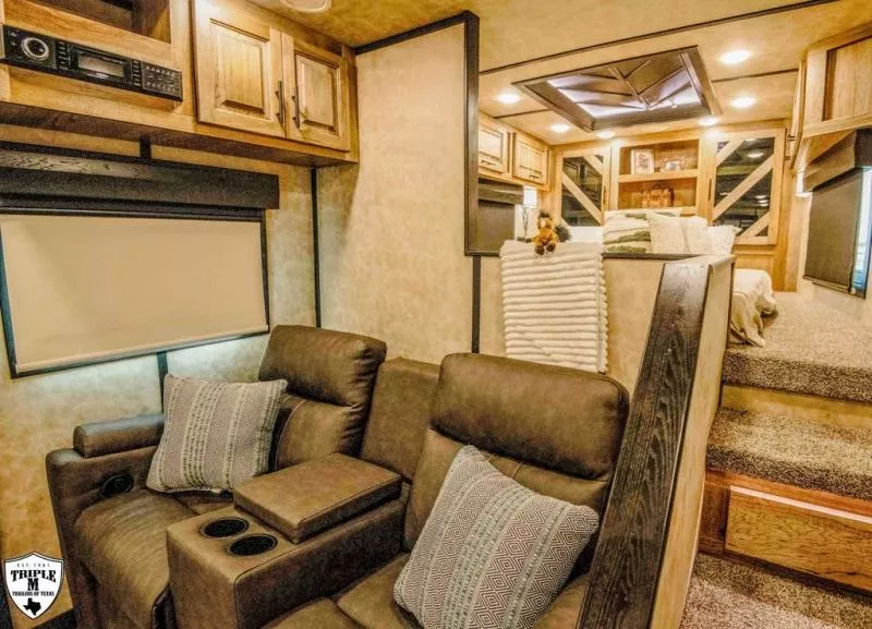 new Horse Trailers Lakota  for sale, in Willspoint, TX Thumbnail 8