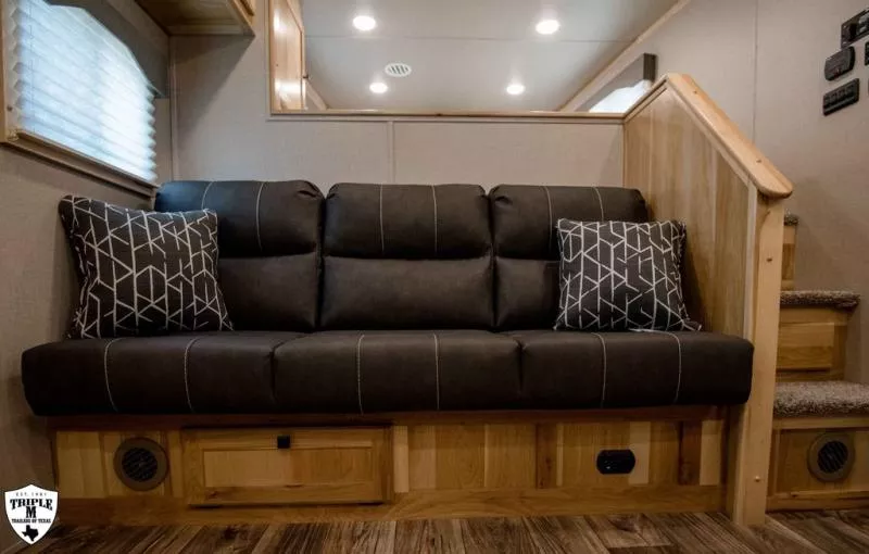 new Horse Trailers Lakota  for sale, in Willspoint, TX Thumbnail 26