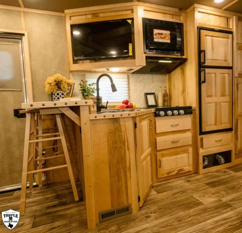 new Horse Trailers Lakota  for sale, in Willspoint, TX Thumbnail 22