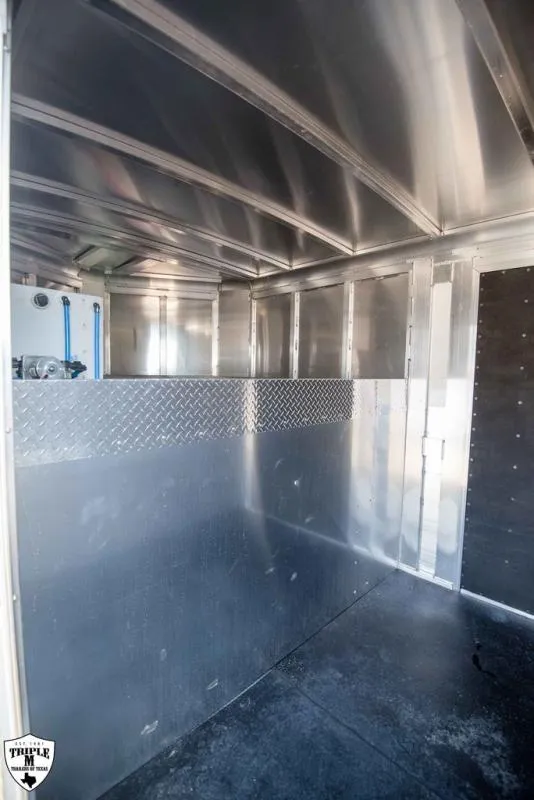 new Horse Trailers Sundowner Trailers  for sale, in Willspoint, TX Thumbnail 5