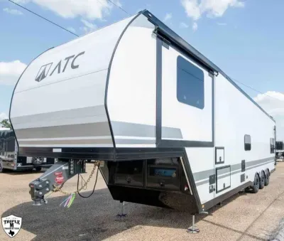 2026 ATC PLA 750 4020 Horse Trailer