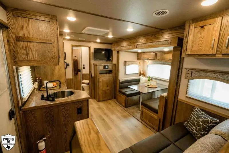 new Horse Trailers Lakota  for sale, in Willspoint, TX Thumbnail 32