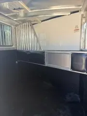 used Horse Trailers Sundowner Trailers  for sale, in Willspoint, TX Thumbnail 3