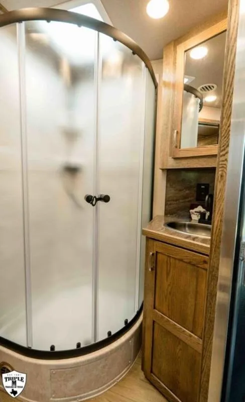 new Horse Trailers Lakota  for sale, in Willspoint, TX Thumbnail 26