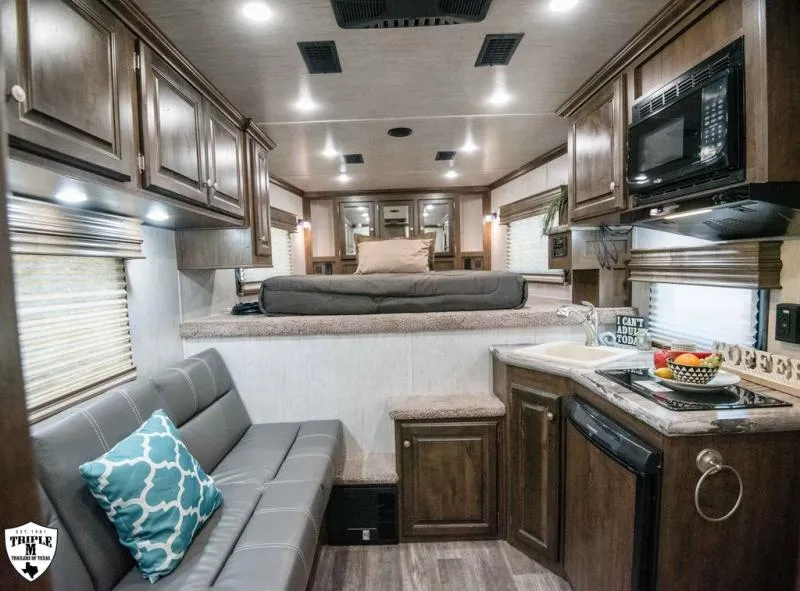 new Horse Trailers Sundowner Trailers  for sale, in Willspoint, TX Thumbnail 14