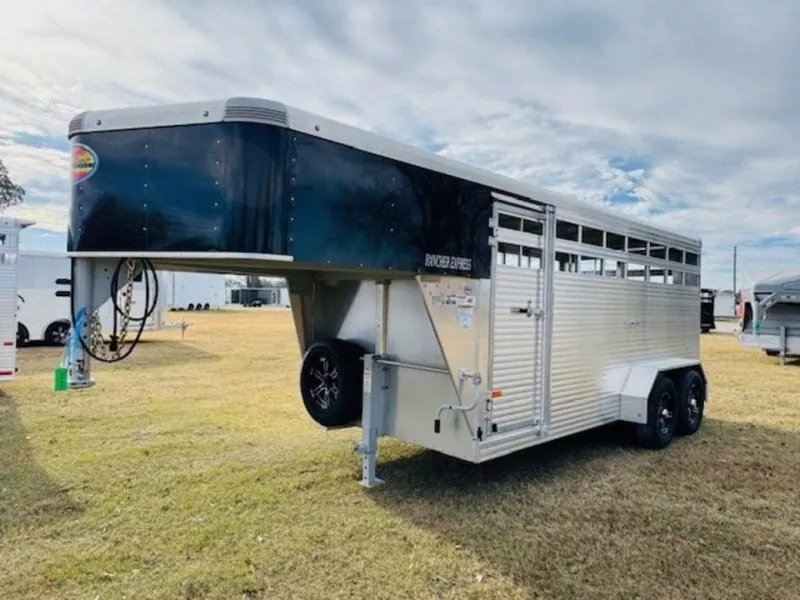 2024 Sundowner Trailers RANCHER EXPRESS Horse Trailer