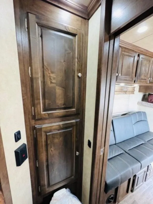 new Horse Trailers Sundowner Trailers  for sale, in Willspoint, TX Thumbnail 7