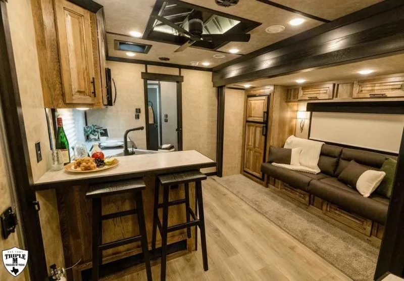 new Horse Trailers Lakota  for sale, in Willspoint, TX Thumbnail 38