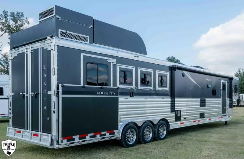 new Horse Trailers Lakota  for sale, in Willspoint, TX Thumbnail 9