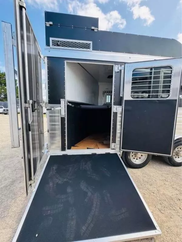 new Horse Trailers Lakota  for sale, in Willspoint, TX Thumbnail 7