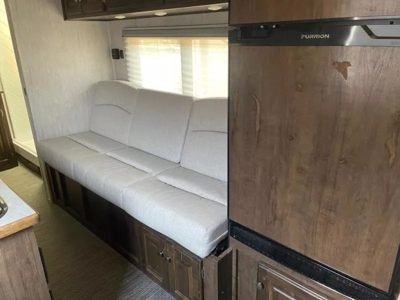 used Horse Trailers Sundowner Trailers  for sale, in Willspoint, TX Thumbnail 7