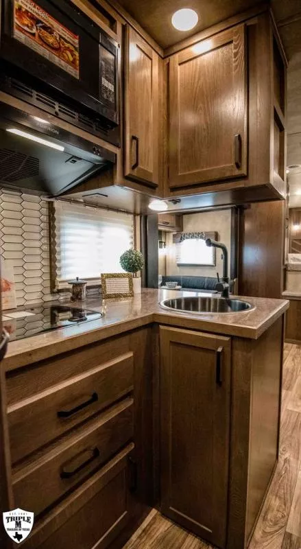 new Horse Trailers Lakota  for sale, in Willspoint, TX Thumbnail 12