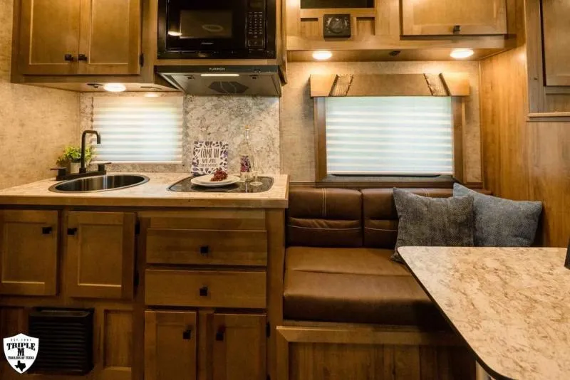 new Horse Trailers Lakota  for sale, in Willspoint, TX Thumbnail 16