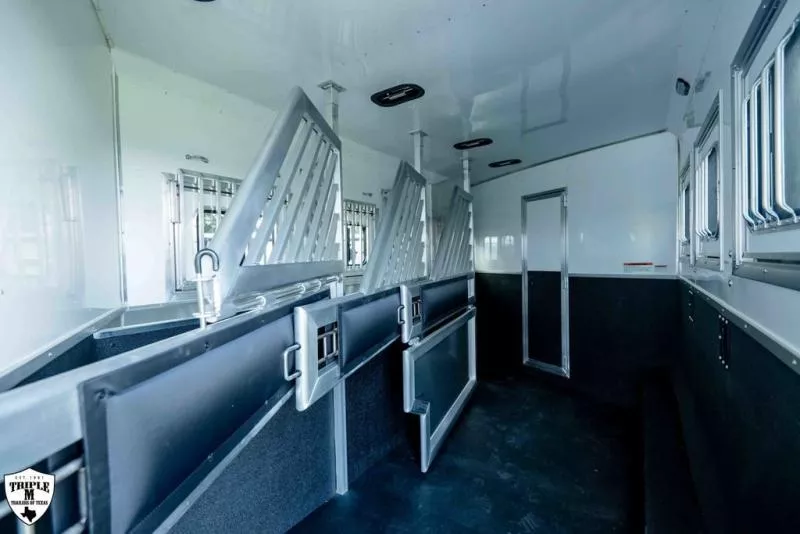 new Horse Trailers Lakota  for sale, in Willspoint, TX Thumbnail 13