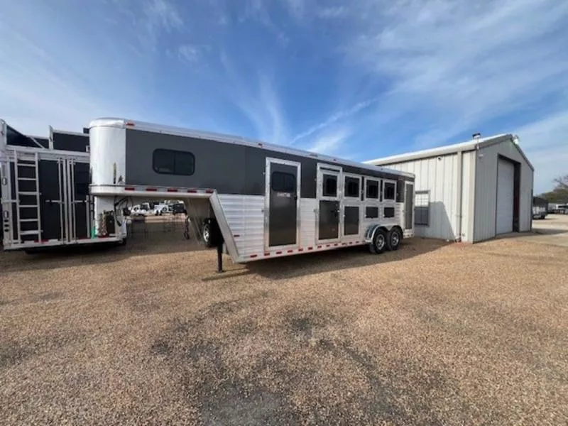 2026 Hart Trailers Tradition Horse Trailer