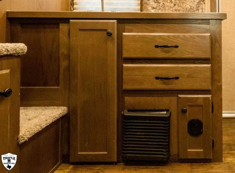 used Horse Trailers Lakota  for sale, in Willspoint, TX Thumbnail 20