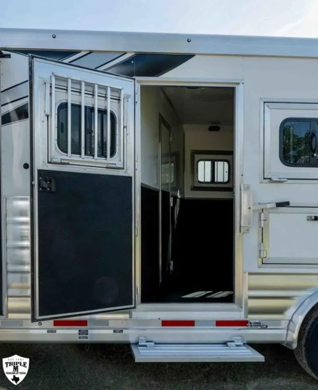 new Horse Trailers Lakota  for sale, in Willspoint, TX Thumbnail 2
