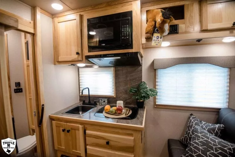 new Horse Trailers Lakota  for sale, in Willspoint, TX Thumbnail 16
