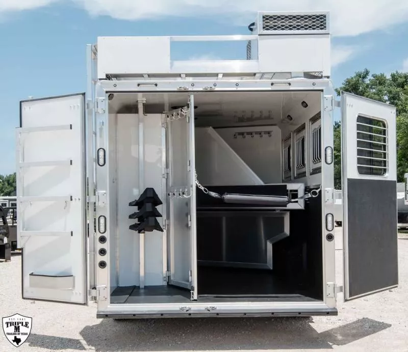 new Horse Trailers Lakota  for sale, in Willspoint, TX Thumbnail 33