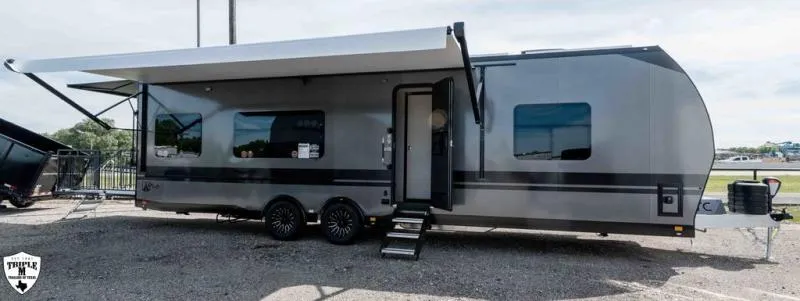2026 ATC PLa 550-3214 Horse Trailer