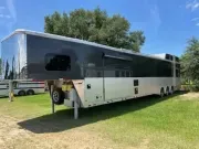 used Horse Trailers Sundowner Trailers  for sale, in Willspoint, TX Thumbnail 1