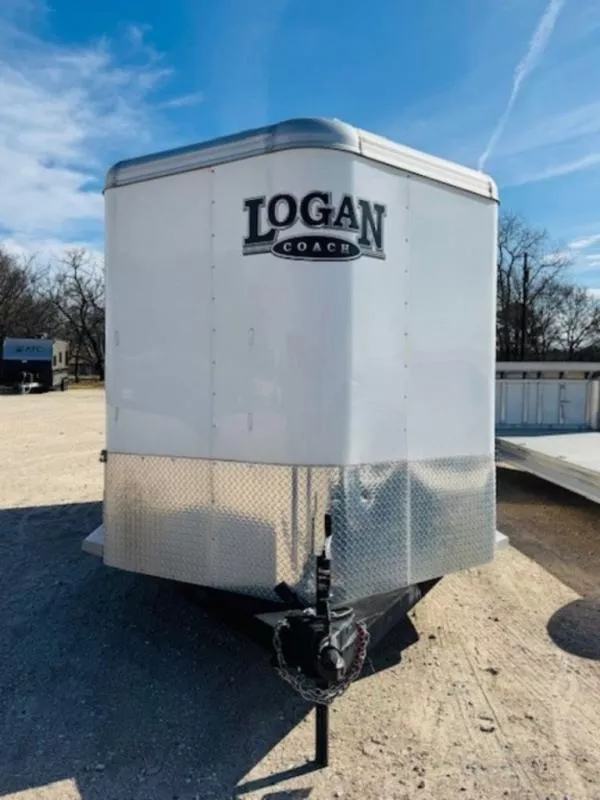 used Horse Trailers Logan Coach  for sale, in Willspoint, TX Thumbnail 8