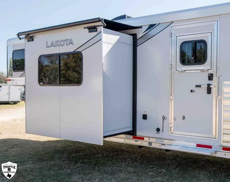 new Horse Trailers Lakota  for sale, in Willspoint, TX Thumbnail 3