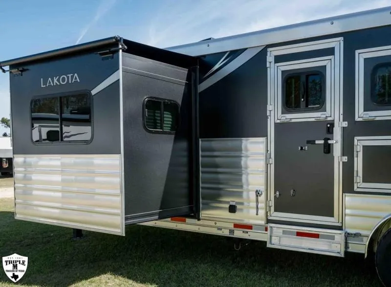 new Horse Trailers Lakota  for sale, in Willspoint, TX Thumbnail 3