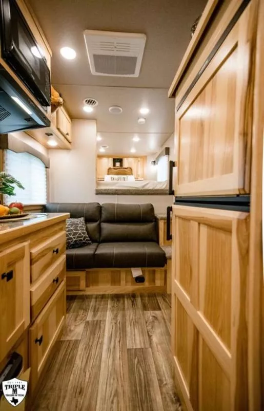 new Horse Trailers Lakota  for sale, in Willspoint, TX Thumbnail 29