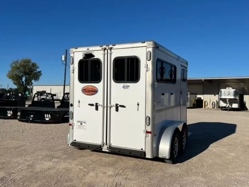 used Horse Trailers Sundowner Trailers  for sale, in Willspoint, TX Thumbnail 3