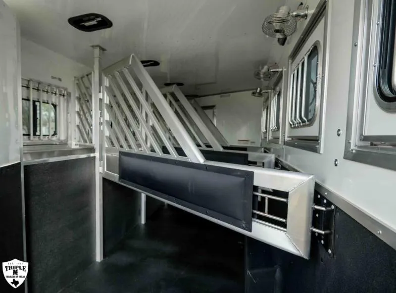 new Horse Trailers Lakota  for sale, in Willspoint, TX Thumbnail 10