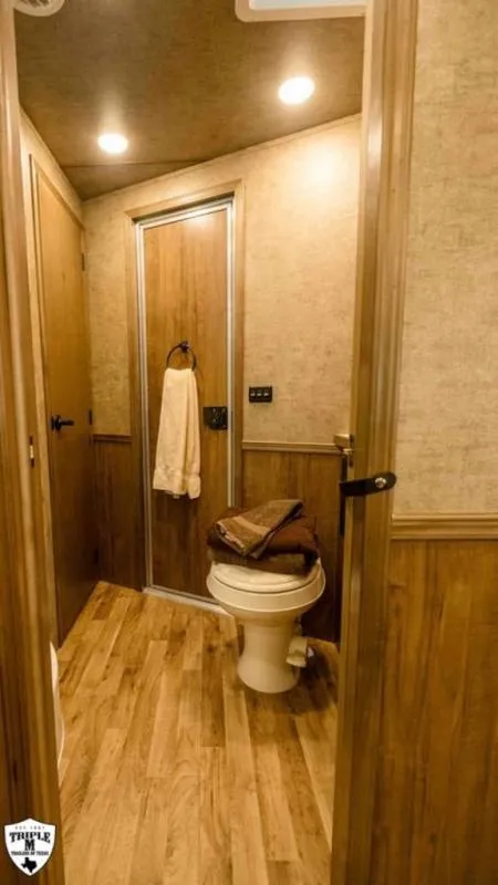 new Horse Trailers Lakota  for sale, in Willspoint, TX Thumbnail 27