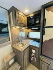 used Horse Trailers Shadow Trailers  for sale, in Willspoint, TX Thumbnail 6