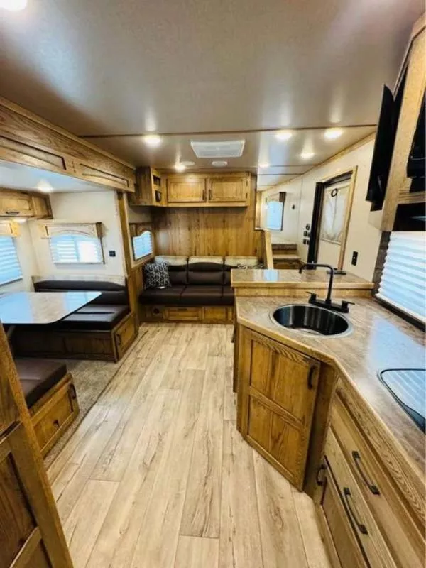 new Horse Trailers Lakota  for sale, in Willspoint, TX Thumbnail 16