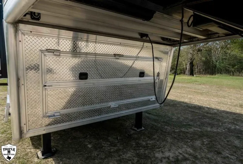 new Horse Trailers Lakota  for sale, in Willspoint, TX Thumbnail 37