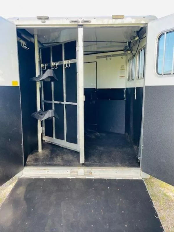 used Horse Trailers Sundowner Trailers  for sale, in Willspoint, TX Thumbnail 11