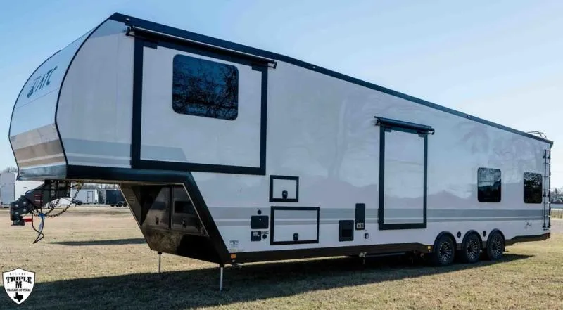 2026 ATC PL750 4419 Horse Trailer