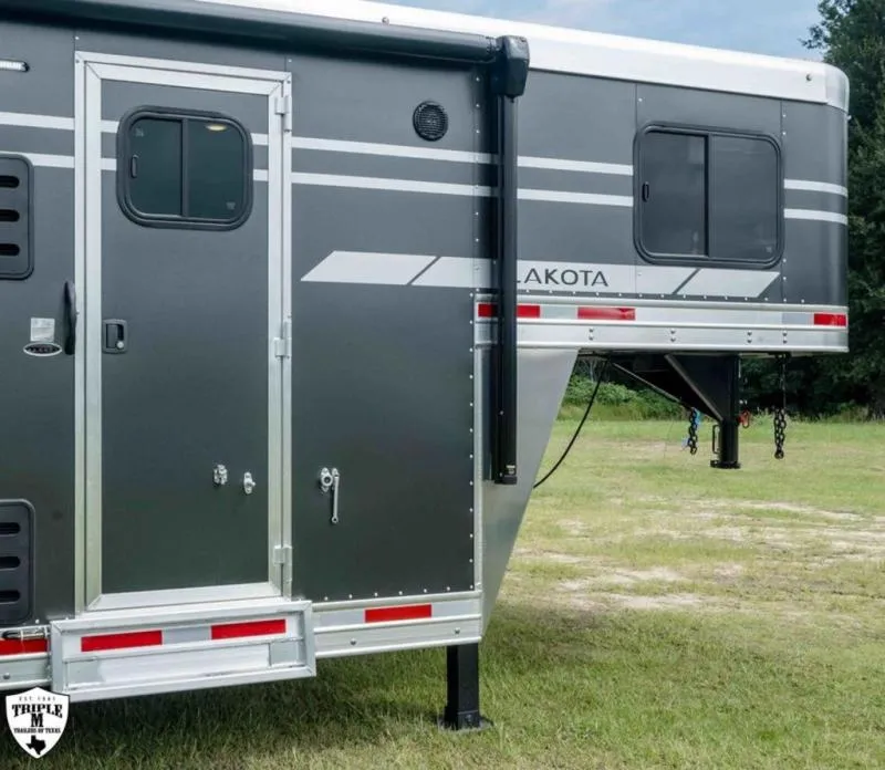 new Horse Trailers Lakota  for sale, in Willspoint, TX Thumbnail 12