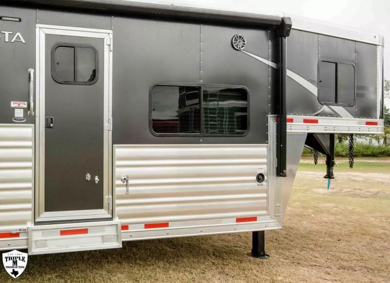new Horse Trailers Lakota  for sale, in Willspoint, TX Thumbnail 7