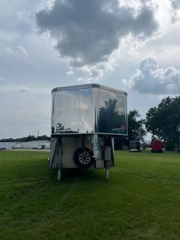 used Horse Trailers Sundowner Trailers  for sale, in Willspoint, TX Thumbnail 5