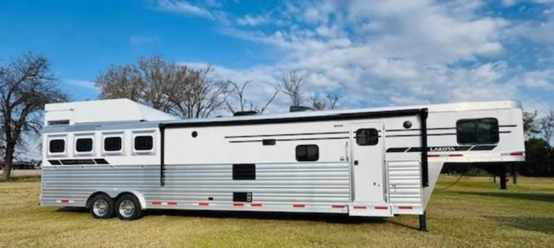 new Horse Trailers Lakota  for sale, in Willspoint, TX Thumbnail 37