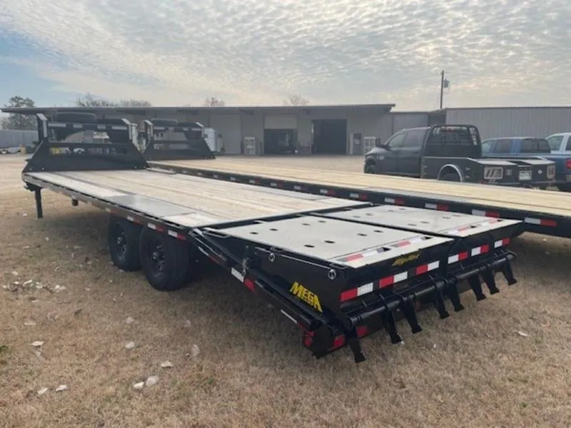 new Horse Trailers Big Tex Trailers  for sale, in Willspoint, TX Thumbnail 2