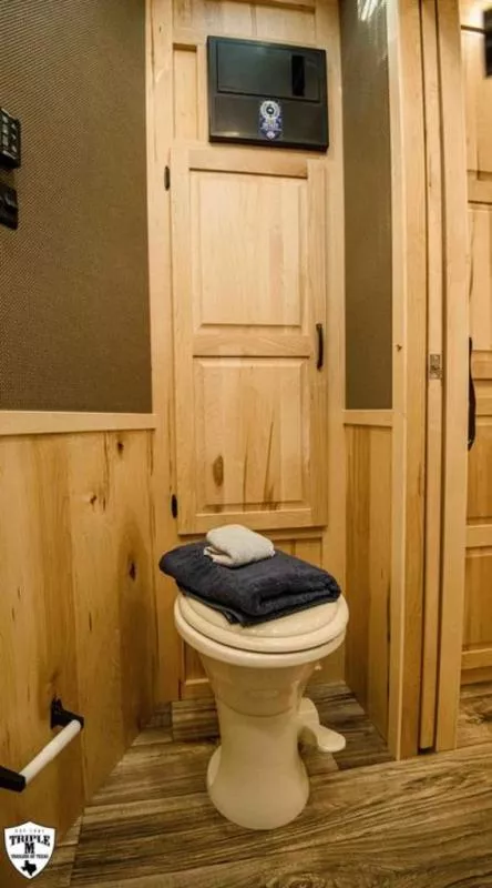 new Horse Trailers Lakota  for sale, in Willspoint, TX Thumbnail 28