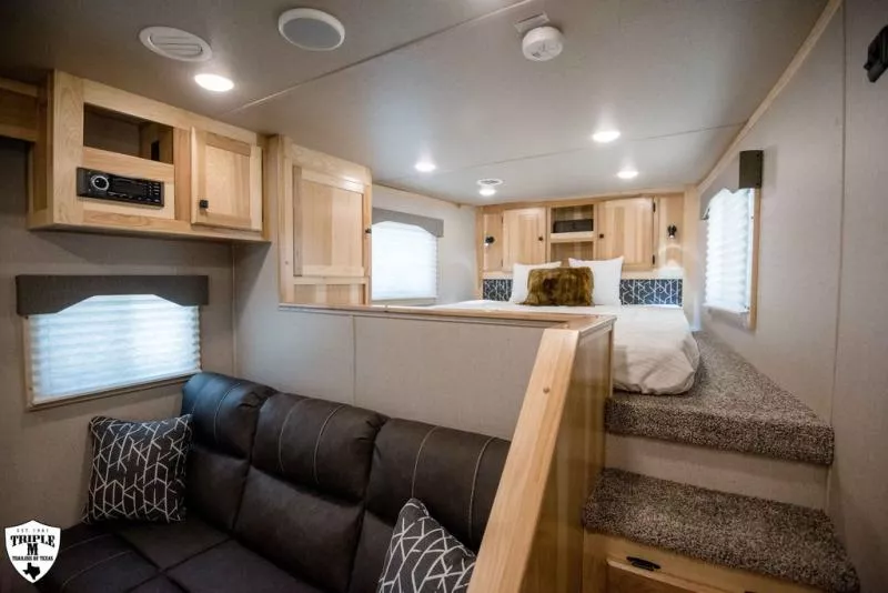 new Horse Trailers Lakota  for sale, in Willspoint, TX Thumbnail 9