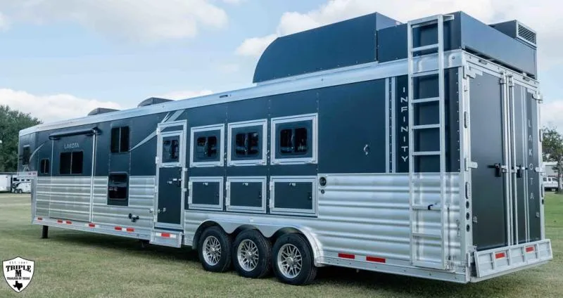 new Horse Trailers Lakota  for sale, in Willspoint, TX Thumbnail 4